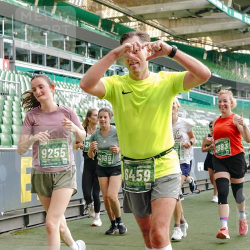13.09.2026 - 21. swb-Marathon Bremen Michael Burmester http://msf.ph/oto/10425795 13.09.2026 13:24:49 Laufen im Stadion 137, 182, 213, 294, 324, 434, 505, 543, 548, 721, 723, 739, 743, 752, 815, 818, 966, 1273, 1410, 1459, 1463, 1471, 1491, 1504, 1515, 1561, 1597, 1598, 1830, 1944, 1953, 2058, 2059, 2095, 2211, 2252, 2267, 2271, 2286, 2308, 2312, 2323, 2354, 2445, 2465, 2483, 2495, 2497, 2503, 2506, 2554, 2571, 2591, 2644, 2752, 2762, 2768, 2776, 2833, 2878, 2896, 2936, 2968, 2981, 3005, 3142, 3211, 3259, 3282, 3288, 3289, 3292, 3298, 3306, 3312, 3329, 3364, 3381, 3390, 3395, 3770, 4466 meine-sportfotos.de