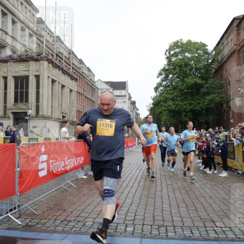13.09.2026 - Kiel Lauf Yannick Fuchs http://msf.ph/oto/10425818 13.09.2026 09:46:23 Ziel 167, 181, 442, 3052, 3361, 3954, 5855, 5955, 6857, 7308, 10117, 10913, 11316, 11859, 11861, 12495, 12621, 557, 1415, 1418, 2127, 2482, 3052, 3142, 3301, 4909, 4910, 4918, 5234, 5757, 5829, 6732, 7015, 7572, 7911, 7924, 8125, 8244, 8611, 8859, 9841, 10036, 10203, 10685, 10719, 10898, 11076, 11078, 12374, 12841, 288, 3033, 3035, 4906, 6048, 6355, 6577, 7439, 7675, 7754, 8887, 8929, 8994, 9832, 10177, 10946, 12173, 12552, 557, 2788, 3025, 3974, 5757 meine-sportfotos.de