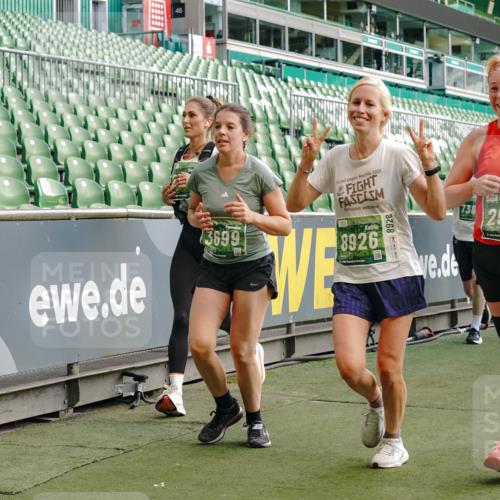 13.09.2026 - 21. swb-Marathon Bremen Michael Burmester http://msf.ph/oto/10425830 13.09.2026 13:24:50 Laufen im Stadion 137, 182, 213, 294, 324, 434, 505, 543, 548, 721, 723, 739, 743, 752, 815, 818, 966, 1273, 1410, 1459, 1463, 1471, 1491, 1504, 1515, 1561, 1597, 1598, 1830, 1944, 1953, 2058, 2059, 2095, 2211, 2252, 2267, 2271, 2286, 2308, 2312, 2323, 2354, 2445, 2465, 2483, 2495, 2497, 2503, 2506, 2554, 2571, 2591, 2644, 2752, 2762, 2768, 2776, 2833, 2878, 2896, 2936, 2968, 2981, 3005, 3142, 3211, 3259, 3282, 3288, 3289, 3292, 3298, 3306, 3312, 3329, 3364, 3381, 3390, 3395, 3770, 4466 meine-sportfotos.de