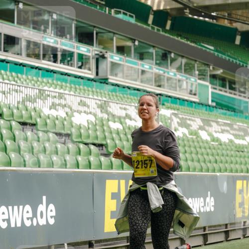 13.09.2026 - 21. swb-Marathon Bremen Michael Burmester http://msf.ph/oto/10425843 13.09.2026 10:48:30 Laufen im Stadion 10264, 10292, 10349, 10407, 10413, 10440, 10732, 10754, 10789, 10925, 11104, 11254, 11262, 11423, 11443, 11541, 11663, 11698, 11851, 11942, 11980, 12083, 12157, 12340, 12444, 12471, 12472, 12542, 12561, 10137, 10176, 10191, 10192, 10194, 10202, 10242, 10295, 10344, 10430, 10472, 10524, 10568, 10600, 10629, 10651, 10679, 10713, 10756, 10779, 10882, 10979, 10997, 10999, 11081, 11200, 11233, 11307, 11309, 11355, 11367, 11709, 11821, 12089, 12153, 12177, 12178 meine-sportfotos.de