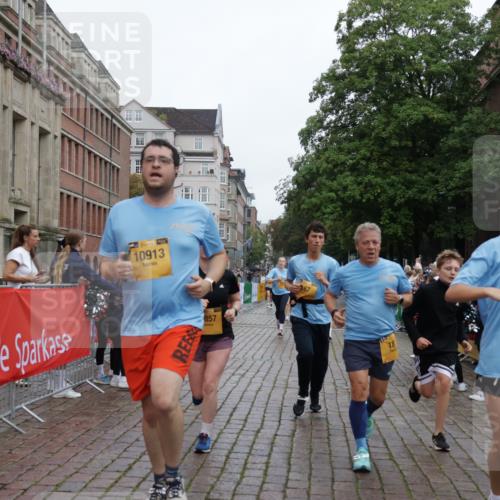 13.09.2026 - Kiel Lauf Yannick Fuchs http://msf.ph/oto/10425845 13.09.2026 09:46:24 Ziel 167, 181, 442, 3361, 3954, 5855, 5955, 6857, 7308, 10117, 10913, 11316, 11859, 11861, 12495, 12621, 557, 1415, 1418, 2127, 2482, 3052, 3142, 3301, 4909, 4910, 4918, 5234, 5757, 5829, 5855, 6732, 7015, 7308, 7572, 7911, 7924, 8125, 8244, 8611, 8859, 9841, 10036, 10203, 10685, 10719, 10898, 11076, 11078, 12374, 12841, 288, 2527, 3033, 3035, 4906, 6048, 6355, 6577, 7439, 7675, 7754, 8887, 8929, 8994, 9832, 10177, 10946, 12173, 12552, 557, 2127, 2788, 3142, 3974, 5757 meine-sportfotos.de