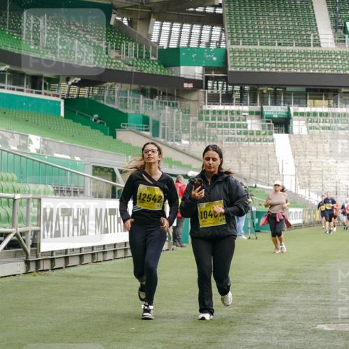 13.09.2026 - 21. swb-Marathon Bremen Michael Burmester http://msf.ph/oto/10425867 13.09.2026 10:48:31 Laufen im Stadion 10264, 10292, 10349, 10407, 10413, 10440, 10732, 10754, 10789, 10925, 11104, 11254, 11262, 11423, 11443, 11541, 11663, 11698, 11851, 11942, 11980, 12083, 12157, 12340, 12444, 12471, 12472, 12542, 12561, 10137, 10176, 10191, 10192, 10194, 10202, 10242, 10295, 10344, 10430, 10472, 10524, 10568, 10600, 10629, 10651, 10679, 10713, 10756, 10779, 10882, 10979, 10997, 10999, 11081, 11200, 11233, 11307, 11309, 11355, 11367, 11709, 11821, 12089, 12153, 12177, 12178 meine-sportfotos.de