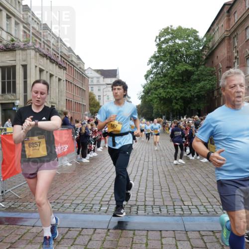 13.09.2026 - Kiel Lauf Yannick Fuchs http://msf.ph/oto/10425870 13.09.2026 09:46:26 Ziel 167, 181, 442, 3361, 6577, 6857, 9832, 10117, 10913, 11316, 11859, 11861, 12173, 12495, 12621, 442, 557, 1415, 1418, 2127, 2482, 3052, 3142, 3301, 3954, 4909, 4910, 4918, 5234, 5757, 5829, 5855, 5955, 6732, 7015, 7308, 7911, 7924, 8125, 8244, 8611, 8859, 10203, 10685, 10719, 10898, 11076, 11078, 12374, 12841, 288, 2527, 3033, 3035, 4906, 6048, 6355, 7190, 7213, 7439, 7675, 7754, 8409, 8887, 8929, 8994, 10177, 10946, 12552, 557, 1418, 2127, 2788, 3142, 3301, 3974, 5757 meine-sportfotos.de