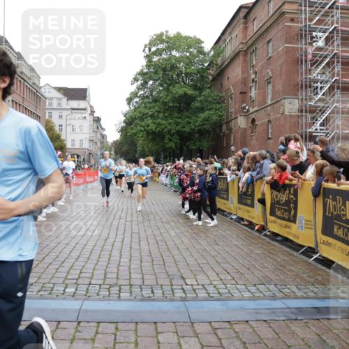 13.09.2026 - Kiel Lauf Yannick Fuchs http://msf.ph/oto/10425885 13.09.2026 09:46:26 Ziel 167, 181, 442, 3361, 6577, 6857, 9832, 10117, 10913, 11316, 11859, 11861, 12173, 12495, 12621, 442, 557, 1415, 1418, 2127, 2482, 3052, 3142, 3301, 3954, 4909, 4910, 4918, 5234, 5757, 5829, 5855, 5955, 6732, 7015, 7308, 7911, 7924, 8125, 8244, 8611, 8859, 10203, 10685, 10719, 10898, 11076, 11078, 12374, 12841, 288, 2527, 3033, 3035, 4906, 6048, 6355, 7190, 7213, 7439, 7675, 7754, 8409, 8887, 8929, 8994, 10177, 10946, 12552, 557, 1418, 2127, 2788, 3142, 3301, 3974, 5757 meine-sportfotos.de