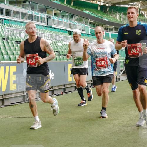 13.09.2026 - 21. swb-Marathon Bremen Michael Burmester http://msf.ph/oto/10425891 13.09.2026 13:02:01 Laufen im Stadion 150, 242, 282, 318, 440, 531, 687, 722, 930, 936, 946, 1006, 1067, 1163, 1250, 1436, 1448, 1582, 1896, 2033, 2047, 2062, 2276, 2292, 2345, 2364, 2370, 2378, 2409, 2427, 2485, 2490, 2491, 2560, 2561, 2627, 2638, 2658, 2666, 2668, 2708, 2779, 2781, 2967, 2987, 3013, 3044, 3114, 3163, 3164, 3173, 3187, 3248, 3258, 3294, 3334, 3372, 3374, 3375, 3385, 3392, 3496, 3524, 3526, 3527, 3576, 3603, 3642, 3667, 3721, 3806, 3852, 3893, 4000, 4506, 4558 meine-sportfotos.de