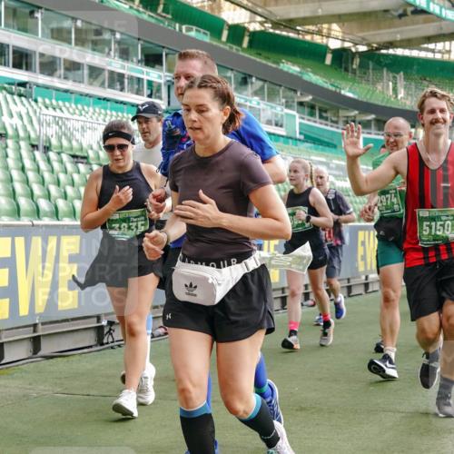 13.09.2026 - 21. swb-Marathon Bremen Michael Burmester http://msf.ph/oto/10425898 13.09.2026 13:24:52 Laufen im Stadion 137, 182, 213, 294, 324, 434, 505, 543, 548, 721, 723, 739, 743, 752, 815, 818, 966, 1273, 1410, 1443, 1459, 1463, 1471, 1491, 1504, 1515, 1561, 1597, 1598, 1830, 1944, 1953, 2058, 2059, 2095, 2211, 2252, 2267, 2271, 2286, 2308, 2312, 2323, 2354, 2445, 2465, 2483, 2495, 2497, 2503, 2506, 2554, 2571, 2591, 2644, 2752, 2762, 2768, 2776, 2833, 2878, 2896, 2936, 2968, 2981, 3005, 3142, 3211, 3259, 3282, 3288, 3289, 3292, 3298, 3306, 3312, 3329, 3364, 3381, 3390, 3395, 3770 meine-sportfotos.de