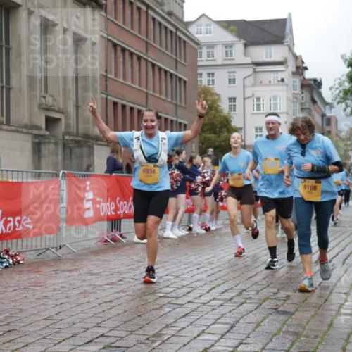 13.09.2026 - Kiel Lauf Yannick Fuchs http://msf.ph/oto/10425934 13.09.2026 11:03:26 Ziel 697, 2254, 2724, 2846, 2878, 3744, 4074, 4658, 4854, 6224, 6341, 6953, 7282, 7656, 8288, 8946, 9614, 10806, 986, 1095, 1635, 1923, 2055, 2796, 2975, 3513, 3621, 3635, 3912, 4478, 4757, 4781, 5046, 5893, 5998, 6319, 6483, 6669, 6768, 6934, 6969, 6974, 7968, 8084, 8130, 8136, 8204, 8782, 9059, 9063, 9070, 9108, 9202, 9663, 9819, 10165, 10664, 10999, 11255, 11736, 11846, 12550, 643, 1505, 1698, 3049, 3155, 5377, 5588, 5820, 6524, 6525, 9331, 9581, 9955, 6934 meine-sportfotos.de