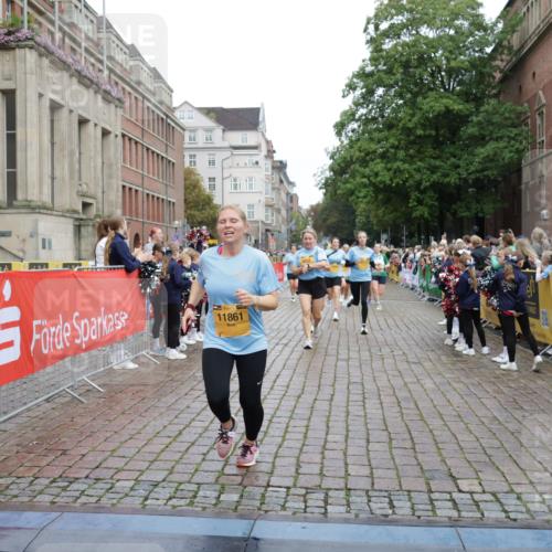 13.09.2026 - Kiel Lauf Yannick Fuchs http://msf.ph/oto/10425951 13.09.2026 09:46:30 Ziel 167, 181, 288, 3361, 6355, 6577, 6857, 7439, 9832, 10177, 10913, 10946, 11316, 11859, 11861, 12173, 12495, 12621, 442, 1415, 2482, 3052, 3954, 4909, 4910, 4918, 5234, 5829, 5855, 5955, 6732, 7015, 7308, 7911, 7924, 8125, 8244, 8611, 8859, 10117, 10203, 10685, 10719, 10898, 11076, 11078, 11316, 2527, 3033, 3035, 3808, 4087, 4906, 6048, 6638, 7190, 7213, 7446, 7675, 7754, 8409, 8887, 8929, 8994, 10322, 12552, 12725, 557, 1418, 2127, 3142, 3301, 5757, 5829, 7911, 7924 meine-sportfotos.de