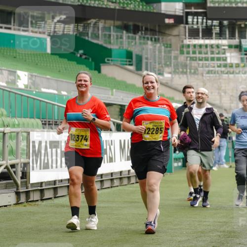 13.09.2026 - 21. swb-Marathon Bremen Michael Burmester http://msf.ph/oto/10426041 13.09.2026 10:49:03 Laufen im Stadion 10264, 10292, 10407, 10413, 10440, 10732, 10754, 10789, 10925, 11104, 11254, 11262, 11423, 11443, 11541, 11663, 11698, 11712, 11851, 11942, 11980, 12083, 12340, 12440, 12444, 12471, 12472, 12542, 12561, 10137, 10191, 10192, 10194, 10202, 10242, 10344, 10430, 10472, 10524, 10568, 10600, 10651, 10679, 10713, 10979, 11050, 11081, 11181, 11200, 11244, 11296, 11309, 11367, 11529, 11546, 11574, 11675, 11709, 11760, 11821, 12089, 12153, 12177, 12178 meine-sportfotos.de