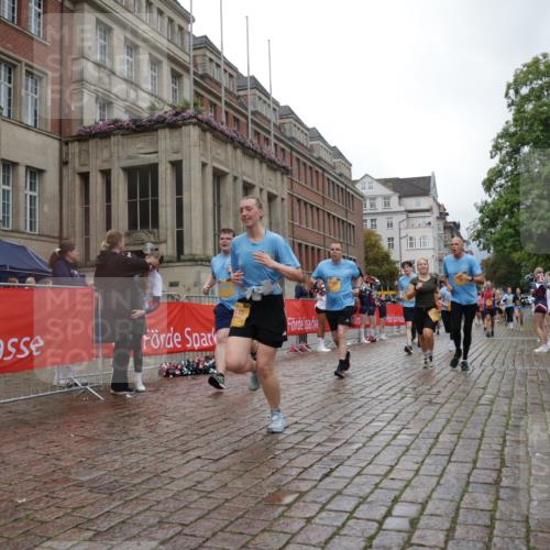 13.09.2026 - Kiel Lauf Yannick Fuchs http://msf.ph/oto/10426061 13.09.2026 11:03:39 Ziel 1698, 2724, 3049, 3155, 3744, 5377, 5588, 5820, 6524, 6525, 9331, 9363, 9955, 12650, 697, 986, 1923, 2254, 2724, 2846, 2878, 2975, 3621, 3635, 3744, 4074, 4658, 4757, 4854, 5893, 5998, 6224, 6319, 6341, 6669, 6953, 7282, 7656, 8130, 8136, 8204, 8288, 8782, 8946, 9059, 9063, 9202, 9614, 9819, 10806, 12550, 643, 1089, 1505, 1699, 2262, 2807, 2930, 3120, 7205, 7413, 7764, 8107, 9180, 9581, 10567, 10856, 11172, 11930, 12465, 1635, 2796, 3513, 3635, 5998, 8782 meine-sportfotos.de