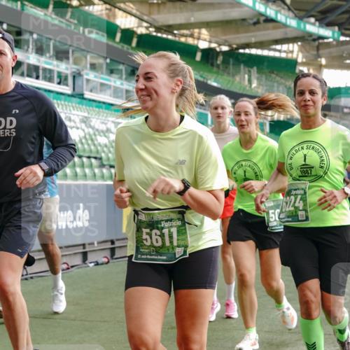 13.09.2026 - 21. swb-Marathon Bremen Michael Burmester http://msf.ph/oto/10426075 13.09.2026 13:24:57 Laufen im Stadion 137, 182, 213, 294, 324, 434, 505, 543, 548, 721, 723, 739, 743, 752, 815, 818, 966, 1273, 1410, 1443, 1459, 1463, 1471, 1491, 1504, 1515, 1561, 1597, 1598, 1830, 1944, 1953, 2058, 2059, 2095, 2211, 2252, 2267, 2271, 2286, 2298, 2308, 2312, 2323, 2354, 2445, 2465, 2483, 2495, 2497, 2503, 2506, 2554, 2571, 2591, 2644, 2752, 2762, 2768, 2776, 2833, 2878, 2896, 2936, 2968, 2981, 3005, 3142, 3211, 3259, 3282, 3288, 3289, 3292, 3298, 3306, 3312, 3329, 3364, 3381, 3390, 3395 meine-sportfotos.de