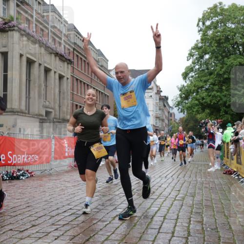 13.09.2026 - Kiel Lauf Yannick Fuchs http://msf.ph/oto/10426081 13.09.2026 11:03:40 Ziel 643, 1698, 3049, 3155, 5377, 5588, 5820, 6524, 6525, 9331, 9363, 9955, 12650, 697, 986, 1923, 2254, 2724, 2846, 2878, 2975, 3621, 3635, 3744, 4074, 4658, 4757, 4854, 5893, 5998, 6224, 6319, 6341, 6669, 6953, 7282, 7656, 8130, 8136, 8204, 8288, 8782, 8946, 9059, 9063, 9202, 9614, 9819, 10806, 12550, 1089, 1505, 1699, 2262, 2807, 2930, 3120, 7205, 7413, 7764, 8107, 9180, 9581, 10567, 10856, 11172, 11381, 11930, 12465, 986, 1635, 2796, 3513, 3621, 3635, 5998, 8782 meine-sportfotos.de
