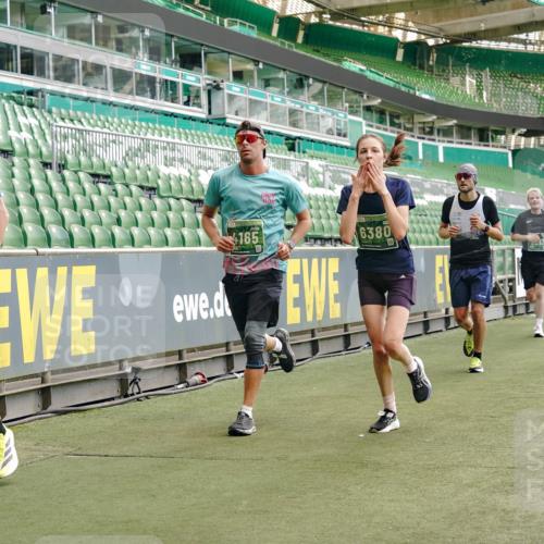 13.09.2026 - 21. swb-Marathon Bremen Michael Burmester http://msf.ph/oto/10426084 13.09.2026 13:02:05 Laufen im Stadion 150, 242, 282, 318, 440, 531, 687, 722, 930, 936, 946, 1006, 1067, 1163, 1250, 1436, 1448, 1582, 1896, 2033, 2047, 2062, 2276, 2292, 2345, 2364, 2370, 2378, 2409, 2421, 2485, 2490, 2491, 2560, 2561, 2627, 2638, 2658, 2666, 2668, 2779, 2781, 2967, 2987, 3013, 3044, 3114, 3163, 3164, 3187, 3248, 3258, 3294, 3334, 3372, 3374, 3375, 3385, 3392, 3496, 3524, 3526, 3527, 3576, 3585, 3603, 3642, 3667, 3721, 3806, 3852, 3893, 3983, 4000, 4133, 4506, 4558 meine-sportfotos.de