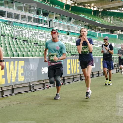 13.09.2026 - 21. swb-Marathon Bremen Michael Burmester http://msf.ph/oto/10426097 13.09.2026 13:02:05 Laufen im Stadion 150, 242, 282, 318, 440, 531, 687, 722, 930, 936, 946, 1006, 1067, 1163, 1250, 1436, 1448, 1582, 1896, 2033, 2047, 2062, 2276, 2292, 2345, 2364, 2370, 2378, 2409, 2421, 2485, 2490, 2491, 2560, 2561, 2627, 2638, 2658, 2666, 2668, 2779, 2781, 2967, 2987, 3013, 3044, 3114, 3163, 3164, 3187, 3248, 3258, 3294, 3334, 3372, 3374, 3375, 3385, 3392, 3496, 3524, 3526, 3527, 3576, 3585, 3603, 3642, 3667, 3721, 3806, 3852, 3893, 3983, 4000, 4133, 4506, 4558 meine-sportfotos.de