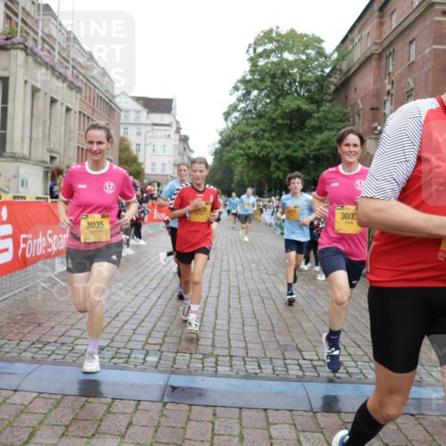 13.09.2026 - Kiel Lauf Yannick Fuchs http://msf.ph/oto/10426106 13.09.2026 09:46:39 Ziel 288, 2527, 3033, 3035, 4906, 6048, 6355, 6577, 7439, 7675, 7754, 8887, 8929, 8994, 9832, 10177, 10946, 12173, 12552, 167, 181, 442, 2482, 3052, 3361, 3954, 4918, 5855, 5955, 6732, 6857, 7015, 7308, 8125, 10117, 10203, 10685, 10898, 10913, 11076, 11078, 11316, 11859, 11861, 12495, 12621, 1402, 2718, 2759, 2779, 3808, 4087, 4238, 4940, 6074, 6207, 6638, 7190, 7213, 7446, 7731, 7921, 8409, 9141, 9385, 10301, 10322, 10731, 12622, 12725, 1415, 2482, 4909, 7924 meine-sportfotos.de