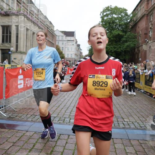 13.09.2026 - Kiel Lauf Yannick Fuchs http://msf.ph/oto/10426123 13.09.2026 09:46:41 Ziel 288, 2527, 3033, 3035, 4906, 6048, 6355, 6577, 7190, 7213, 7439, 7675, 7754, 8409, 8887, 8929, 8994, 10177, 10946, 12173, 12552, 167, 181, 442, 3052, 3361, 3954, 5855, 5955, 6577, 6732, 6857, 7015, 7308, 8125, 9832, 10117, 10685, 10898, 10913, 11076, 11078, 11316, 11859, 11861, 12173, 12495, 12621, 1402, 2718, 2759, 2779, 3808, 4087, 4238, 4940, 5217, 5351, 6074, 6207, 6638, 7446, 7731, 7921, 9141, 9385, 10009, 10301, 10322, 10731, 12622, 12725, 1415, 2482, 4909 meine-sportfotos.de