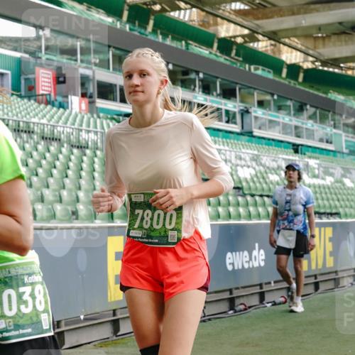 13.09.2026 - 21. swb-Marathon Bremen Michael Burmester http://msf.ph/oto/10426139 13.09.2026 13:24:59 Laufen im Stadion 137, 182, 213, 294, 324, 505, 543, 548, 721, 723, 739, 743, 752, 815, 818, 966, 1273, 1410, 1443, 1459, 1463, 1471, 1491, 1504, 1515, 1561, 1597, 1598, 1830, 1944, 1953, 2058, 2059, 2095, 2211, 2252, 2267, 2271, 2286, 2298, 2308, 2312, 2323, 2354, 2445, 2465, 2483, 2495, 2497, 2503, 2506, 2554, 2571, 2591, 2644, 2752, 2762, 2768, 2776, 2833, 2878, 2896, 2936, 2968, 2981, 3005, 3142, 3211, 3259, 3282, 3288, 3289, 3298, 3306, 3312, 3329, 3364, 3381, 3390, 3395 meine-sportfotos.de