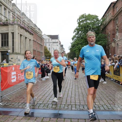13.09.2026 - Kiel Lauf Yannick Fuchs http://msf.ph/oto/10426241 13.09.2026 09:46:49 Ziel 2527, 2718, 3808, 4087, 4906, 6048, 6207, 6638, 7190, 7213, 7446, 7921, 8409, 8887, 8994, 9141, 10322, 12725, 167, 181, 288, 442, 3033, 3035, 3361, 3954, 5855, 5955, 6355, 6577, 6857, 7308, 7439, 7675, 7754, 8929, 9832, 10117, 10177, 10913, 10946, 11316, 11859, 11861, 12173, 12495, 12552, 12621, 1402, 2759, 2779, 4238, 4940, 5217, 5351, 6074, 7461, 7731, 9385, 10009, 10224, 10301, 10731, 10742, 10744, 11862, 12622, 442, 3052, 3954, 5855, 8125 meine-sportfotos.de