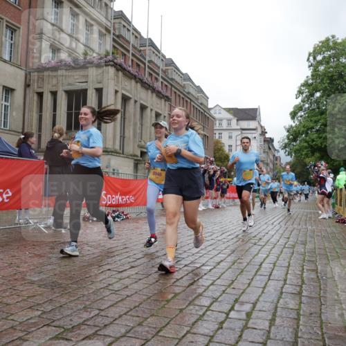 13.09.2026 - Kiel Lauf Yannick Fuchs http://msf.ph/oto/10426273 13.09.2026 11:04:00 Ziel 1089, 1699, 1902, 1906, 2262, 2930, 3120, 3378, 5007, 5008, 7205, 7413, 7764, 8107, 9180, 10567, 10856, 11381, 12465, 643, 1089, 1505, 1698, 2724, 2807, 3049, 3155, 3744, 4074, 4854, 5377, 5588, 5820, 6341, 6524, 6525, 6953, 8946, 9331, 9363, 9581, 9955, 11172, 11930, 12650, 460, 978, 1204, 1316, 2062, 2654, 3195, 3336, 3961, 3963, 4936, 5806, 6092, 6310, 7016, 7451, 8835, 10130, 10776, 11151, 11152, 11856, 697, 2254, 2846, 2878, 4074, 4658, 6224 meine-sportfotos.de