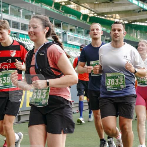 13.09.2026 - 21. swb-Marathon Bremen Michael Burmester http://msf.ph/oto/10426275 13.09.2026 13:25:04 Laufen im Stadion 137, 182, 213, 294, 324, 505, 530, 543, 548, 645, 721, 723, 739, 743, 752, 815, 818, 966, 1273, 1410, 1443, 1459, 1463, 1471, 1491, 1504, 1515, 1561, 1597, 1598, 1744, 1828, 1830, 1944, 1953, 2058, 2059, 2095, 2211, 2252, 2267, 2271, 2286, 2298, 2308, 2312, 2323, 2354, 2445, 2465, 2483, 2495, 2497, 2503, 2506, 2554, 2571, 2591, 2644, 2752, 2762, 2768, 2776, 2833, 2878, 2896, 2981, 3005, 3097, 3142, 3211, 3259, 3288, 3289, 3298, 3306, 3312, 3329, 3364, 3381, 3390 meine-sportfotos.de