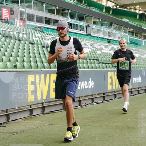13.09.2026 - 21. swb-Marathon Bremen Michael Burmester http://msf.ph/oto/10426304 13.09.2026 13:02:07 Laufen im Stadion 150, 242, 282, 318, 440, 531, 687, 722, 930, 936, 946, 1006, 1067, 1163, 1250, 1436, 1448, 1582, 1896, 2033, 2047, 2062, 2276, 2292, 2345, 2364, 2370, 2378, 2409, 2421, 2485, 2490, 2491, 2560, 2561, 2627, 2638, 2658, 2666, 2668, 2779, 2781, 2967, 2987, 3013, 3044, 3114, 3163, 3164, 3187, 3248, 3258, 3294, 3334, 3372, 3374, 3375, 3385, 3392, 3496, 3524, 3526, 3527, 3576, 3585, 3603, 3667, 3721, 3806, 3852, 3893, 3938, 3983, 4000, 4133, 4506, 4558 meine-sportfotos.de