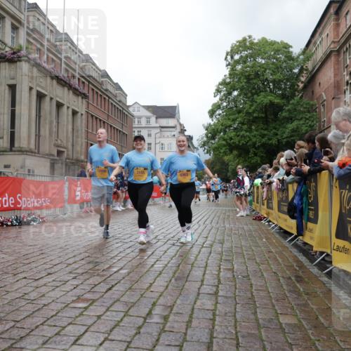 13.09.2026 - Kiel Lauf Yannick Fuchs http://msf.ph/oto/10426308 13.09.2026 11:04:05 Ziel 978, 1902, 1906, 3120, 3378, 4936, 5007, 5008, 7413, 7764, 8107, 9180, 10130, 10567, 11381, 12465, 643, 1089, 1505, 1698, 1699, 2262, 2807, 2930, 3049, 3155, 5377, 5588, 5820, 6524, 6525, 7205, 7413, 9180, 9331, 9363, 9581, 9955, 10856, 11172, 11930, 12650, 460, 1204, 1316, 2062, 2654, 2750, 3140, 3141, 3195, 3336, 3961, 3963, 5806, 6010, 6092, 6310, 6962, 6963, 7016, 7451, 7686, 8835, 9806, 10776, 11050, 11151, 11152, 11856, 2846, 4074 meine-sportfotos.de