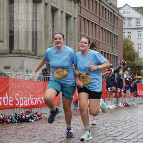 13.09.2026 - Kiel Lauf Yannick Fuchs http://msf.ph/oto/10426337 13.09.2026 11:04:09 Ziel 460, 978, 1204, 1316, 1902, 1906, 2062, 3336, 3378, 4936, 5007, 5008, 5806, 6092, 7016, 10130, 10776, 11151, 11152, 11381, 11856, 643, 1089, 1505, 1698, 1699, 2262, 2807, 2930, 3049, 3120, 5377, 5588, 5820, 6524, 6525, 7205, 7413, 7764, 8107, 9180, 9331, 9581, 9955, 10567, 10856, 11172, 11930, 12465, 567, 1554, 2298, 2654, 2662, 2750, 2758, 3140, 3141, 3195, 3961, 3963, 4155, 4870, 6010, 6310, 6962, 6963, 7157, 7451, 7686, 8835, 8956, 9067, 9806, 9980, 9987, 11050, 4074 meine-sportfotos.de