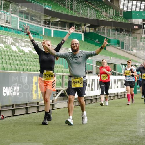 13.09.2026 - 21. swb-Marathon Bremen Michael Burmester http://msf.ph/oto/10426344 13.09.2026 10:49:39 Laufen im Stadion 10407, 10413, 10440, 10627, 10667, 10710, 10754, 10789, 11031, 11254, 11266, 11541, 11712, 11780, 11851, 11942, 11980, 12440, 12471, 12542, 12561, 10137, 10161, 10194, 10202, 10242, 10344, 10430, 10472, 10524, 10535, 10568, 10600, 10651, 10895, 10933, 10970, 10979, 11050, 11181, 11200, 11244, 11296, 11309, 11367, 11457, 11529, 11530, 11546, 11573, 11574, 11579, 11639, 11675, 11709, 11760, 11821, 12089, 12153, 12177, 12178 meine-sportfotos.de