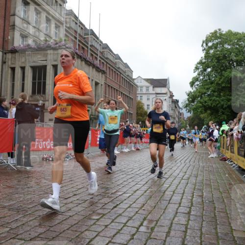 13.09.2026 - Kiel Lauf Yannick Fuchs http://msf.ph/oto/10426399 13.09.2026 11:04:19 Ziel 460, 978, 1204, 1316, 2062, 2654, 3195, 3336, 3961, 3963, 5806, 6010, 6092, 6310, 6962, 6963, 7016, 7451, 7686, 8835, 9806, 10776, 11050, 11151, 11152, 11856, 12179, 643, 1089, 1505, 1699, 1902, 1906, 2262, 2807, 2930, 3120, 3378, 4936, 5007, 5008, 5377, 7205, 7413, 7764, 8107, 9180, 9581, 10130, 10567, 10856, 11172, 11381, 11930, 12465, 567, 1554, 2298, 2662, 2750, 2758, 3140, 3141, 4155, 4200, 4758, 4759, 4870, 7157, 8950, 8951, 8956, 9067, 9980, 9987, 12826 meine-sportfotos.de