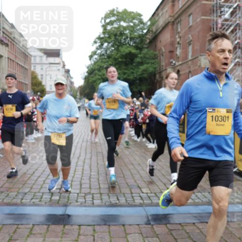 13.09.2026 - Kiel Lauf Yannick Fuchs http://msf.ph/oto/10426426 13.09.2026 09:47:00 Ziel 1402, 2718, 2759, 2779, 4238, 4940, 5217, 5351, 6074, 6207, 7731, 7921, 9141, 9385, 10009, 10301, 10322, 10731, 12622, 288, 2527, 3033, 3035, 3361, 3808, 4087, 4906, 6048, 6355, 6577, 6638, 7190, 7213, 7439, 7446, 7675, 7754, 8409, 8887, 8929, 8994, 9832, 10177, 10322, 10946, 11859, 11861, 12173, 12552, 12725, 1235, 2587, 5167, 7461, 8524, 9091, 10076, 10224, 10555, 10742, 10744, 11862, 11964, 12635, 167, 181, 3361, 11859 meine-sportfotos.de