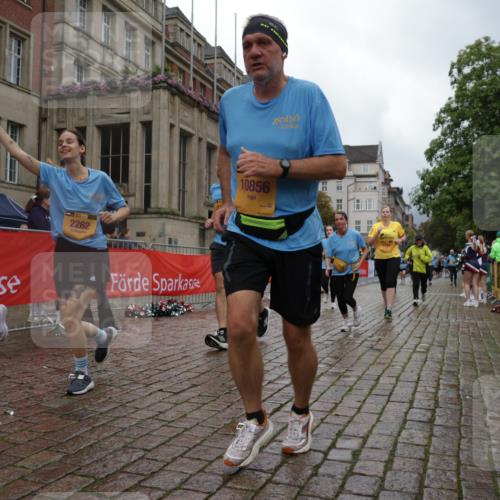 13.09.2026 - Kiel Lauf Yannick Fuchs http://msf.ph/oto/10426456 13.09.2026 11:04:28 Ziel 567, 1554, 2298, 2662, 2750, 2758, 3140, 3141, 3195, 4155, 4870, 6010, 6310, 6962, 6963, 7157, 7686, 8835, 8956, 9067, 9667, 9806, 9980, 9987, 11050, 12179, 12826, 460, 978, 1204, 1316, 1699, 1902, 1906, 2062, 2262, 2654, 3120, 3336, 3378, 3961, 3963, 4936, 5007, 5008, 5806, 6092, 7016, 7413, 7451, 7764, 8107, 8835, 9180, 10130, 10567, 10776, 10856, 11151, 11152, 11381, 11856, 12465, 711, 1228, 1289, 1431, 4200, 4758, 4759, 5963, 6443, 6752, 8697, 8950, 8951 meine-sportfotos.de