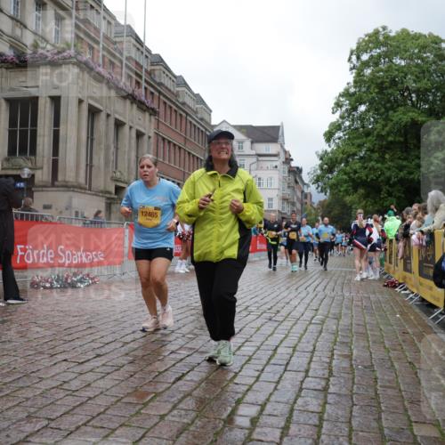 13.09.2026 - Kiel Lauf Yannick Fuchs http://msf.ph/oto/10426498 13.09.2026 11:04:32 Ziel 567, 1554, 2298, 2662, 2750, 2758, 3140, 3141, 4155, 4200, 4758, 4759, 4870, 6010, 6962, 6963, 7157, 7686, 8950, 8951, 8956, 9067, 9667, 9806, 9980, 9987, 11050, 12826, 460, 978, 1204, 1316, 1902, 1906, 2062, 2654, 3120, 3195, 3336, 3378, 3961, 3963, 4936, 5007, 5008, 5806, 6092, 6310, 7016, 7451, 7686, 8107, 8835, 10130, 10567, 10776, 11151, 11152, 11381, 11856, 12179, 12465, 711, 1056, 1228, 1289, 1431, 2804, 4211, 5963, 6443, 6752, 8697 meine-sportfotos.de