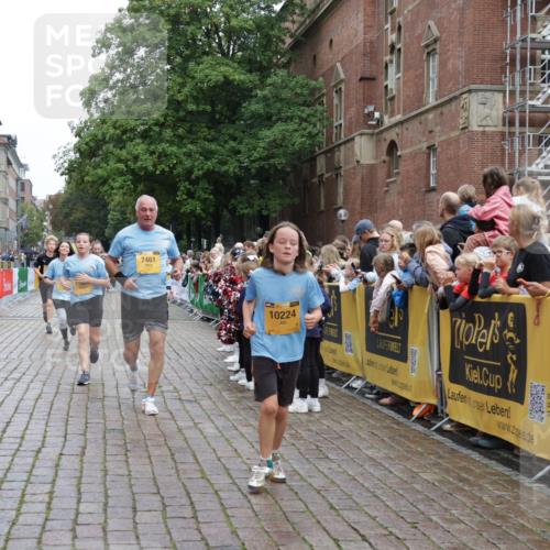 13.09.2026 - Kiel Lauf Yannick Fuchs http://msf.ph/oto/10426576 13.09.2026 09:47:10 Ziel 1235, 2587, 5167, 5217, 5351, 7461, 8524, 9091, 10009, 10076, 10224, 10742, 10744, 11862, 11964, 12635, 288, 1402, 2527, 2718, 2759, 2779, 3033, 3035, 3808, 4087, 4238, 4906, 4940, 5217, 5351, 6048, 6074, 6207, 6638, 7190, 7213, 7446, 7675, 7731, 7754, 7921, 8409, 8887, 8929, 8994, 9141, 9385, 10301, 10322, 10731, 12552, 12622, 12725, 544, 1324, 2870, 3192, 3629, 6072, 6575, 6639, 8231, 8540, 8777, 9634, 9936, 10555, 288, 3033, 3035, 6355, 6577, 7439, 9832, 10177 meine-sportfotos.de