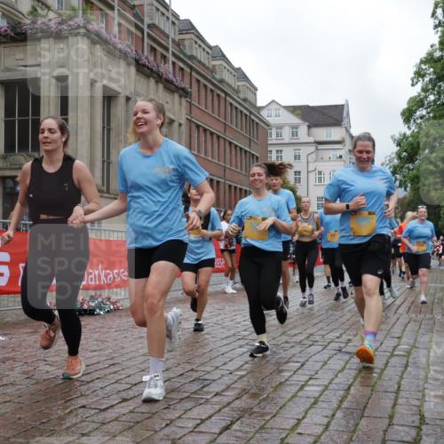 13.09.2026 - Kiel Lauf Yannick Fuchs http://msf.ph/oto/10426598 13.09.2026 11:04:45 Ziel 711, 1228, 1289, 1431, 4200, 5963, 6443, 6752, 8697, 8950, 8951, 9815, 9818, 10016, 10593, 11906, 12252, 12438, 460, 567, 978, 1204, 1316, 1554, 2062, 2298, 2654, 2662, 2750, 2758, 3140, 3141, 3195, 3336, 3961, 3963, 4155, 4200, 4758, 4759, 4870, 5806, 6010, 6092, 6310, 6962, 6963, 7016, 7157, 7451, 7686, 8835, 8956, 9067, 9667, 9806, 9980, 9987, 10776, 11050, 11151, 11152, 11856, 12179, 12826, 1056, 1861, 2093, 2142, 2804, 4211, 4391 meine-sportfotos.de