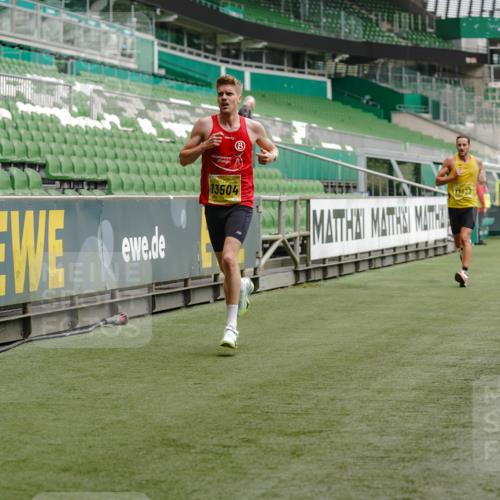 13.09.2026 - 21. swb-Marathon Bremen Michael Burmester http://msf.ph/oto/10426617 13.09.2026 10:17:06 Laufen im Stadion 10597, 12272, 12458, 13501, 13504, 13510, 13515, 13517, 13522, 13542, 13547, 13561, 13567, 13569, 13576, 13579, 13603, 13604, 13623, 13635 meine-sportfotos.de