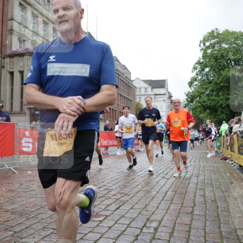 13.09.2026 - Kiel Lauf Yannick Fuchs http://msf.ph/oto/10426622 13.09.2026 11:04:49 Ziel 711, 1056, 1228, 1289, 1431, 1861, 2804, 4211, 5963, 6443, 6752, 8697, 9815, 10016, 10217, 10484, 10593, 11906, 11948, 12406, 12438, 12472, 460, 567, 1204, 1316, 1554, 2298, 2654, 2662, 2750, 2758, 3140, 3141, 3195, 3336, 3961, 3963, 4155, 4200, 4758, 4759, 4870, 5806, 6010, 6092, 6310, 6962, 6963, 7157, 7451, 7686, 8835, 8950, 8951, 8956, 9067, 9667, 9806, 9815, 9818, 9980, 9987, 11050, 11856, 12179, 12252, 12826, 1186, 2093, 2142, 2308, 4262, 4391, 5002, 3963 meine-sportfotos.de