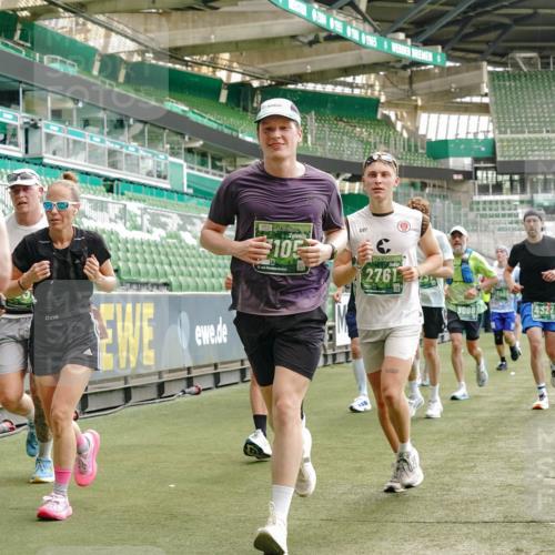 13.09.2026 - 21. swb-Marathon Bremen Michael Burmester http://msf.ph/oto/10426645 13.09.2026 13:02:14 Laufen im Stadion 150, 242, 282, 318, 440, 531, 687, 722, 930, 936, 946, 1006, 1067, 1163, 1250, 1436, 1448, 1460, 1582, 1611, 1896, 2033, 2047, 2062, 2276, 2292, 2345, 2364, 2370, 2378, 2409, 2421, 2485, 2491, 2560, 2561, 2627, 2638, 2666, 2668, 2779, 2781, 2900, 2987, 3013, 3044, 3114, 3163, 3164, 3187, 3248, 3258, 3294, 3334, 3372, 3374, 3375, 3392, 3496, 3524, 3526, 3527, 3576, 3585, 3603, 3667, 3721, 3806, 3852, 3893, 3938, 3970, 3983, 4000, 4133, 4506, 4558 meine-sportfotos.de