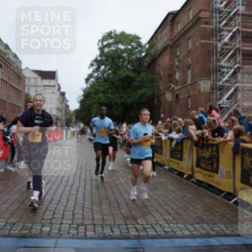 13.09.2026 - Kiel Lauf Yannick Fuchs http://msf.ph/oto/10426657 13.09.2026 09:47:15 Ziel 1235, 2587, 5167, 7461, 8524, 9091, 10076, 10224, 10555, 10742, 10744, 11862, 11964, 12635, 1402, 2527, 2718, 2759, 2779, 3808, 4087, 4238, 4906, 4940, 5217, 5351, 6048, 6074, 6207, 6638, 7190, 7213, 7446, 7731, 7921, 8409, 8887, 8994, 9141, 9385, 10009, 10301, 10322, 10731, 12622, 12725, 544, 591, 1324, 2870, 3192, 3629, 4480, 5517, 6072, 6575, 6639, 6696, 8231, 8503, 8540, 8777, 9634, 9936, 10789, 288, 3033, 3035, 4906, 6048, 10177 meine-sportfotos.de