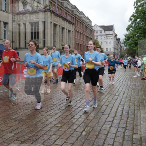 13.09.2026 - Kiel Lauf Yannick Fuchs http://msf.ph/oto/10426673 13.09.2026 11:04:59 Ziel 1056, 1861, 2093, 2142, 2804, 4211, 4391, 5021, 6393, 8149, 9330, 9647, 10003, 10138, 10217, 10484, 10679, 11948, 12406, 12472, 567, 711, 1228, 1289, 1431, 1554, 2298, 2662, 2750, 2758, 3140, 3141, 4155, 4200, 4758, 4759, 4870, 5963, 6443, 6752, 7157, 8697, 8950, 8951, 8956, 9067, 9667, 9815, 9818, 9980, 9987, 10016, 10593, 11906, 12252, 12438, 12826, 1186, 2308, 3159, 3284, 4262, 5002, 6447, 7860, 8124, 8949, 11094, 11341, 1554, 2298, 3963 meine-sportfotos.de