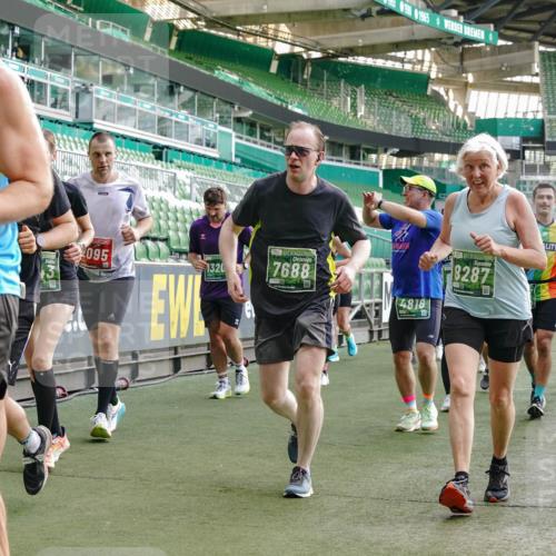 13.09.2026 - 21. swb-Marathon Bremen Michael Burmester http://msf.ph/oto/10426679 13.09.2026 13:25:17 Laufen im Stadion 137, 182, 213, 294, 505, 530, 543, 548, 645, 721, 723, 739, 743, 752, 815, 818, 966, 1273, 1283, 1410, 1443, 1459, 1463, 1471, 1487, 1491, 1504, 1515, 1530, 1561, 1618, 1744, 1828, 1830, 1944, 1953, 2058, 2059, 2095, 2211, 2252, 2267, 2271, 2298, 2308, 2312, 2323, 2354, 2382, 2384, 2465, 2483, 2497, 2503, 2506, 2554, 2571, 2591, 2644, 2675, 2752, 2762, 2776, 2833, 2878, 2896, 2981, 3005, 3062, 3097, 3142, 3172, 3211, 3259, 3298, 3306, 3312, 3329, 3381, 3390 meine-sportfotos.de