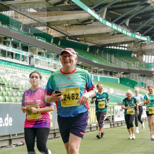 13.09.2026 - 21. swb-Marathon Bremen Michael Burmester http://msf.ph/oto/10426682 13.09.2026 10:49:55 Laufen im Stadion 10413, 10627, 10667, 10710, 10754, 11031, 11254, 11266, 11541, 11712, 11780, 11851, 11942, 11980, 12440, 10137, 10161, 10202, 10242, 10349, 10430, 10472, 10524, 10535, 10651, 10895, 10933, 10970, 11050, 11181, 11244, 11296, 11309, 11367, 11457, 11529, 11530, 11546, 11573, 11574, 11579, 11639, 11675, 11709, 11760, 11821, 12153, 12177, 12178 meine-sportfotos.de