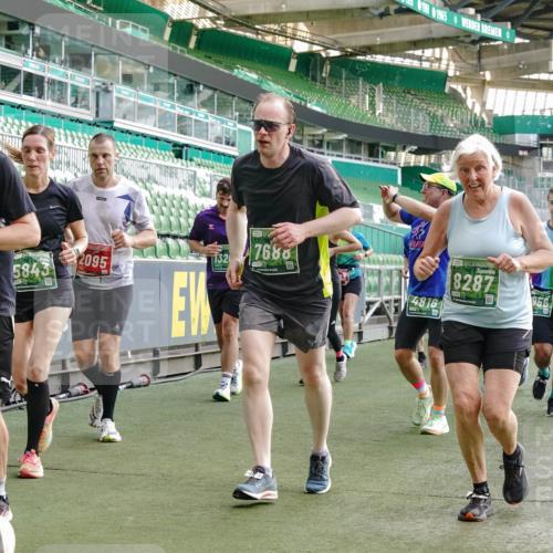 13.09.2026 - 21. swb-Marathon Bremen Michael Burmester http://msf.ph/oto/10426697 13.09.2026 13:25:17 Laufen im Stadion 137, 182, 213, 294, 505, 530, 543, 548, 645, 721, 723, 739, 743, 752, 815, 818, 966, 1273, 1283, 1410, 1443, 1459, 1463, 1471, 1487, 1491, 1504, 1515, 1530, 1561, 1618, 1744, 1828, 1830, 1944, 1953, 2058, 2059, 2095, 2211, 2252, 2267, 2271, 2298, 2308, 2312, 2323, 2354, 2382, 2384, 2465, 2483, 2497, 2503, 2506, 2554, 2571, 2591, 2644, 2675, 2752, 2762, 2776, 2833, 2878, 2896, 2981, 3005, 3062, 3097, 3142, 3172, 3211, 3259, 3298, 3306, 3312, 3329, 3381, 3390 meine-sportfotos.de
