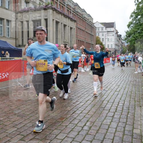 13.09.2026 - Kiel Lauf Yannick Fuchs http://msf.ph/oto/10426698 13.09.2026 11:05:00 Ziel 1056, 1861, 2093, 2142, 2804, 4211, 4391, 5021, 6393, 8149, 9330, 9605, 9647, 10003, 10138, 10217, 10484, 10679, 11948, 12406, 12472, 567, 711, 1228, 1289, 1431, 1554, 2298, 2662, 2750, 2758, 3140, 3141, 4155, 4200, 4758, 4759, 4870, 5963, 6443, 6752, 7157, 8697, 8950, 8951, 8956, 9067, 9667, 9815, 9818, 9980, 9987, 10016, 10593, 11906, 12252, 12438, 12826, 1186, 1476, 2070, 2308, 3159, 3284, 4262, 5002, 6447, 7386, 7716, 7860, 8124, 8949, 11094, 11341, 567, 1554, 2298 meine-sportfotos.de