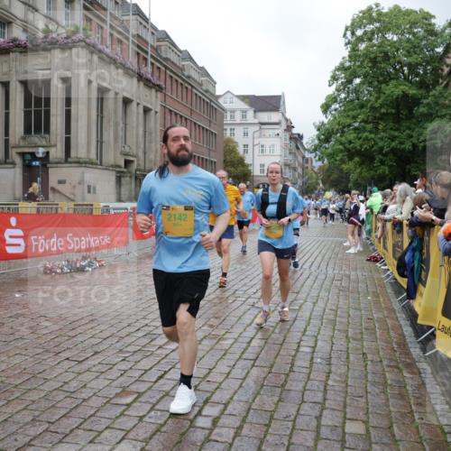 13.09.2026 - Kiel Lauf Yannick Fuchs http://msf.ph/oto/10426969 13.09.2026 11:05:37 Ziel 1491, 2365, 3352, 3421, 4979, 5888, 5909, 5954, 6162, 7899, 8334, 9480, 9589, 9747, 10599, 11618, 12012, 1186, 1476, 2070, 2142, 2308, 3122, 3159, 3284, 4262, 5002, 5021, 6447, 7386, 7716, 7860, 8124, 8949, 9605, 10003, 10133, 11094, 11160, 11341, 2959, 3475, 4058, 4148, 4153, 4764, 5526, 5756, 5925, 6668, 6823, 8323, 8498, 8879, 9016, 9279, 9757, 10386, 10557, 11049, 12233, 12649, 2093, 4391, 6393, 8149 meine-sportfotos.de