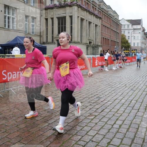 13.09.2026 - Kiel Lauf Yannick Fuchs http://msf.ph/oto/10427026 13.09.2026 11:05:42 Ziel 2365, 2959, 3352, 4058, 4148, 4153, 4764, 4979, 5526, 5888, 5954, 6162, 6668, 7899, 8498, 8879, 9480, 9589, 9747, 10386, 10557, 10599, 11049, 11618, 12012, 12233, 1186, 1476, 1491, 2070, 2365, 3122, 3159, 3284, 3421, 4262, 5002, 5909, 6447, 7386, 7716, 7860, 7899, 8124, 8334, 8949, 10133, 11094, 11160, 11341, 799, 1111, 1359, 3475, 3618, 4392, 4980, 5187, 5229, 5756, 5925, 6307, 6823, 7942, 8295, 8323, 8452, 9016, 9279, 9757, 10830, 11218, 11372, 12133, 12356, 12649 meine-sportfotos.de