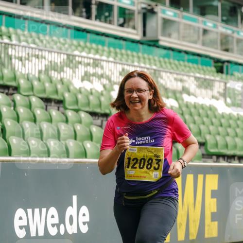 13.09.2026 - 21. swb-Marathon Bremen Michael Burmester http://msf.ph/oto/10427038 13.09.2026 10:50:40 Laufen im Stadion 10533, 10534, 10573, 10627, 10667, 10710, 11031, 11266, 11352, 11496, 11712, 11780, 11807, 12377, 12408, 12440, 12535, 10161, 10264, 10349, 10535, 10895, 10933, 10970, 11050, 11104, 11262, 11296, 11443, 11457, 11529, 11530, 11546, 11573, 11579, 11639, 11663, 11675, 11698, 11760, 12157, 12340, 12444 meine-sportfotos.de