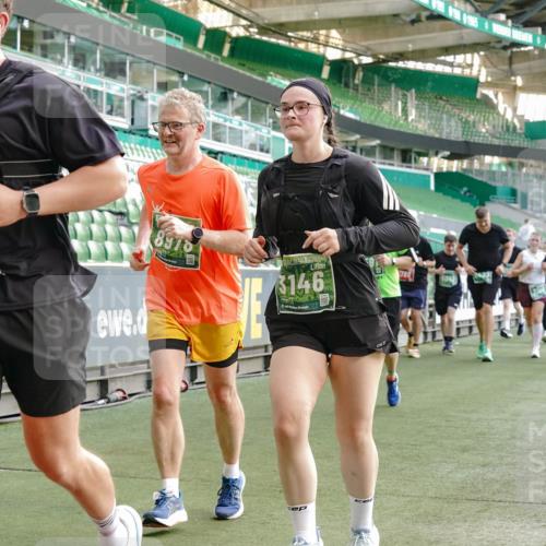 13.09.2026 - 21. swb-Marathon Bremen Michael Burmester http://msf.ph/oto/10427042 13.09.2026 13:25:30 Laufen im Stadion 202, 213, 294, 505, 530, 543, 548, 645, 723, 739, 752, 815, 818, 966, 1283, 1410, 1443, 1459, 1463, 1471, 1487, 1491, 1504, 1515, 1530, 1561, 1618, 1744, 1828, 1830, 1944, 1953, 2058, 2059, 2095, 2211, 2267, 2271, 2298, 2308, 2312, 2323, 2354, 2382, 2384, 2483, 2497, 2506, 2508, 2554, 2558, 2571, 2591, 2644, 2656, 2675, 2752, 2762, 2776, 2833, 2878, 2896, 2970, 2981, 3005, 3047, 3062, 3097, 3142, 3172, 3211, 3259, 3298, 3306, 3312, 3329, 3359, 3381, 3390, 3433 meine-sportfotos.de