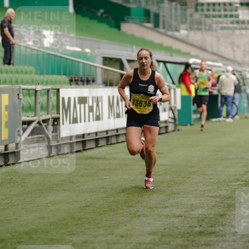 13.09.2026 - 21. swb-Marathon Bremen Michael Burmester http://msf.ph/oto/10427065 13.09.2026 10:17:48 Laufen im Stadion 10597, 12272, 12457, 12458, 13501, 13504, 13510, 13515, 13517, 13522, 13533, 13536, 13542, 13543, 13547, 13554, 13561, 13567, 13569, 13571, 13572, 13576, 13579, 13582, 13602, 13603, 13604, 13623, 13630, 13635, 13643 meine-sportfotos.de