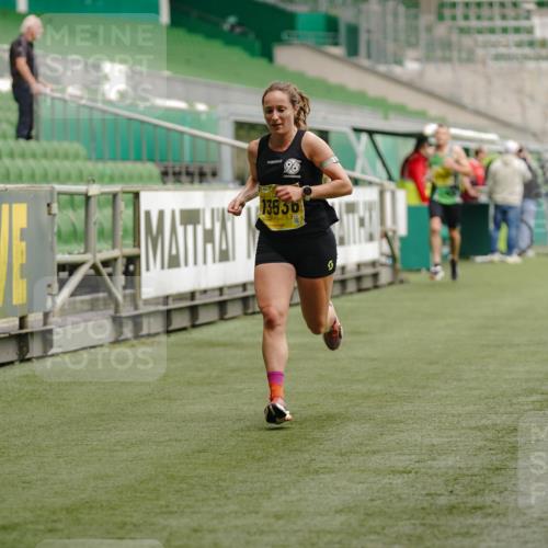 13.09.2026 - 21. swb-Marathon Bremen Michael Burmester http://msf.ph/oto/10427087 13.09.2026 10:17:48 Laufen im Stadion 10597, 12272, 12457, 12458, 13501, 13504, 13510, 13515, 13517, 13522, 13533, 13536, 13542, 13543, 13547, 13554, 13561, 13567, 13569, 13571, 13572, 13576, 13579, 13582, 13602, 13603, 13604, 13623, 13630, 13635, 13643 meine-sportfotos.de