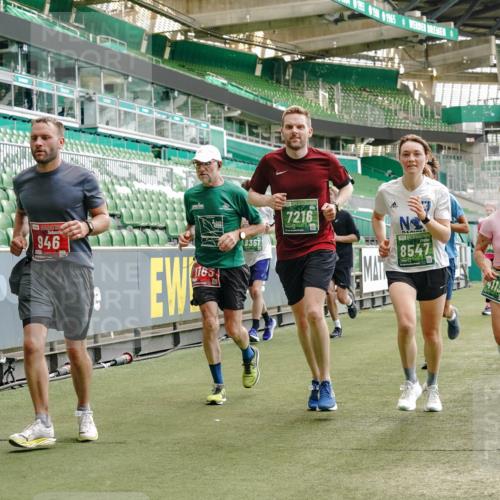 13.09.2026 - 21. swb-Marathon Bremen Michael Burmester http://msf.ph/oto/10427105 13.09.2026 13:02:24 Laufen im Stadion 150, 282, 318, 440, 531, 722, 930, 936, 946, 1006, 1014, 1067, 1163, 1250, 1436, 1448, 1460, 1582, 1611, 1896, 2033, 2047, 2062, 2276, 2292, 2345, 2364, 2370, 2378, 2421, 2491, 2513, 2561, 2627, 2638, 2666, 2668, 2779, 2900, 2987, 3013, 3044, 3114, 3135, 3163, 3164, 3187, 3248, 3258, 3294, 3334, 3372, 3374, 3375, 3392, 3460, 3496, 3526, 3527, 3576, 3585, 3603, 3667, 3721, 3806, 3852, 3893, 3938, 3970, 3983, 4000, 4077, 4133, 4506, 4558 meine-sportfotos.de